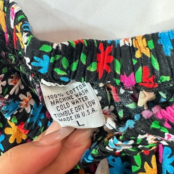 Vintage Express Floral Shorts Set - Picture 11 of 16